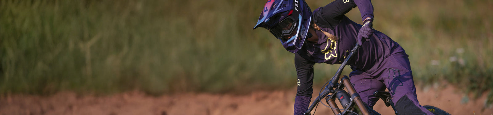 Integrální přilby na horská kola