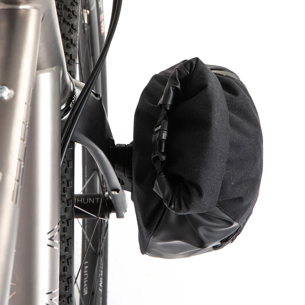 Brašna na vidlice RESTRAP SWITCH PANNIER 5 L černá