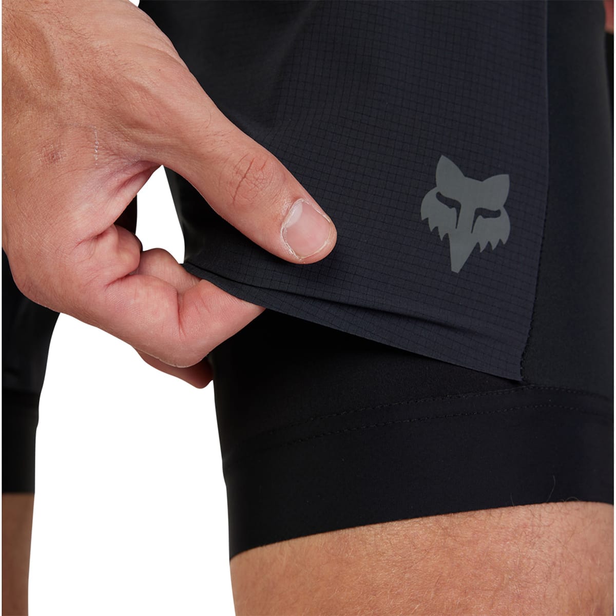 FOX FLEXAIR ASCENT CARGO Šortky s nohavičkou Black