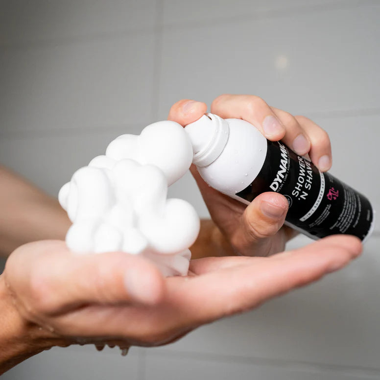 Pěna na holení DYNAMIC SHOWER'N SHAVE (200 ml)