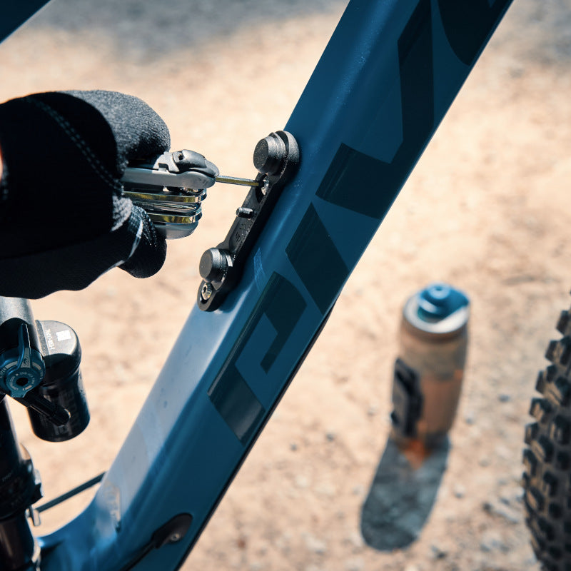 FIDLOCK TWIST BIKE BASE Základna klece na láhev černá