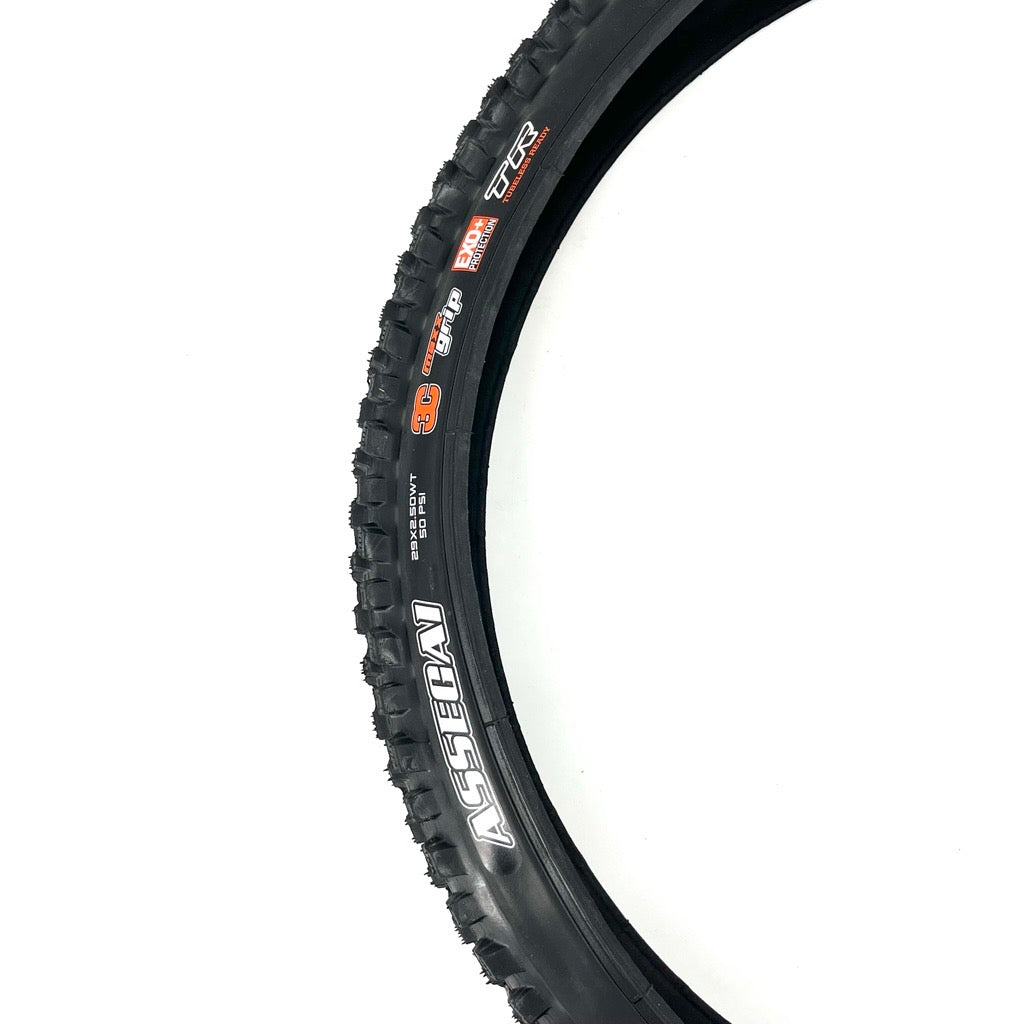 Pneumatika MAXXIS ASSEGAI 29x2.50 WT Exo+ 3C MaxxGrip Tubeless Ready Soft Black