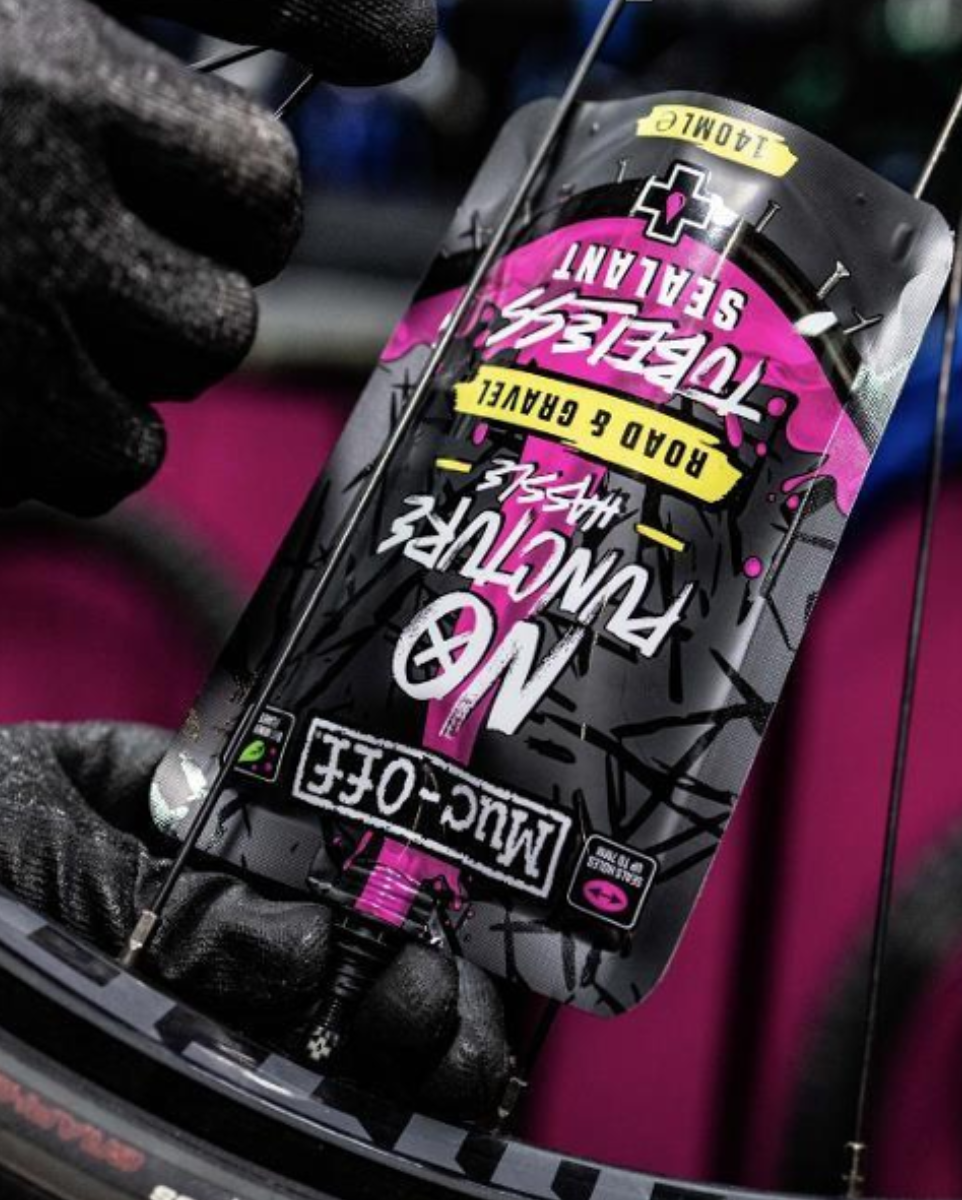 MUC-OFF Preventivní kapalina na cesty a štěrk (80 ml)