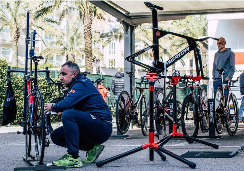 Dílenský stánek ELITE RACE FC