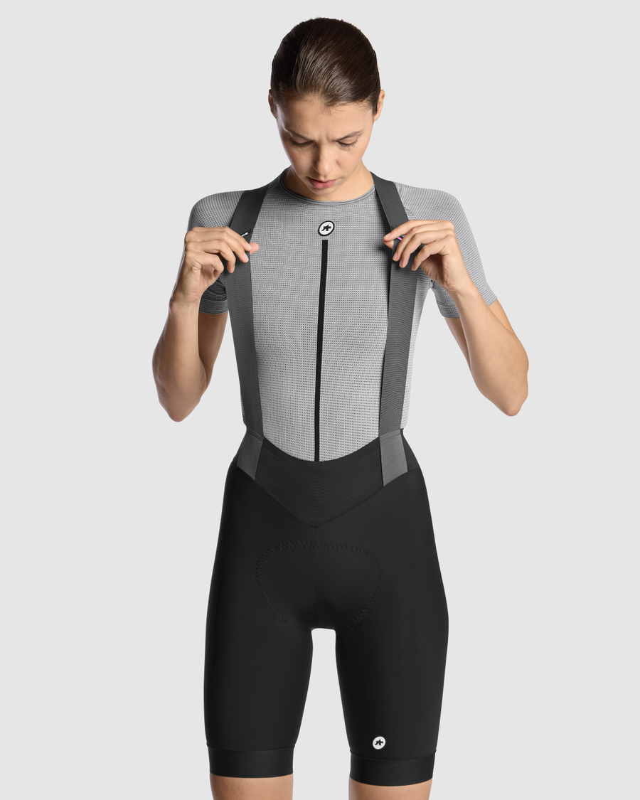 ASSOS NS SKIN LAYER P1 Dámské spodní prádlo s krátkým rukávem šedé