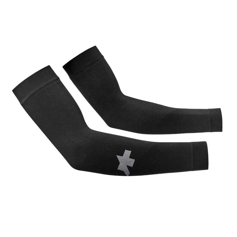 ASSOS SUMMER ARM UV PROTECTOR P1 Arm Sleeves, Black