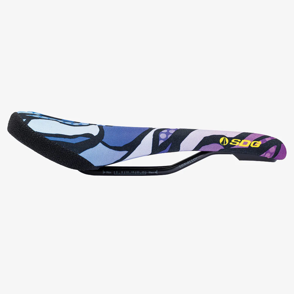 Sedlo SDG Bell V3 TERRA FIRMA Rails Lux Alloy Camo Violet