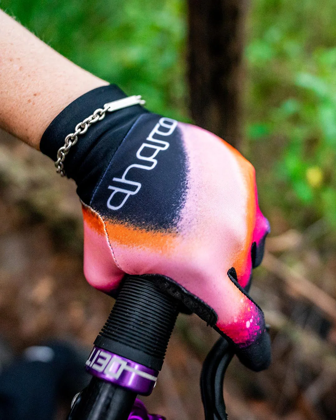 DHARCO TRAIL FIREBIRD Dámské rukavice Black/Coral