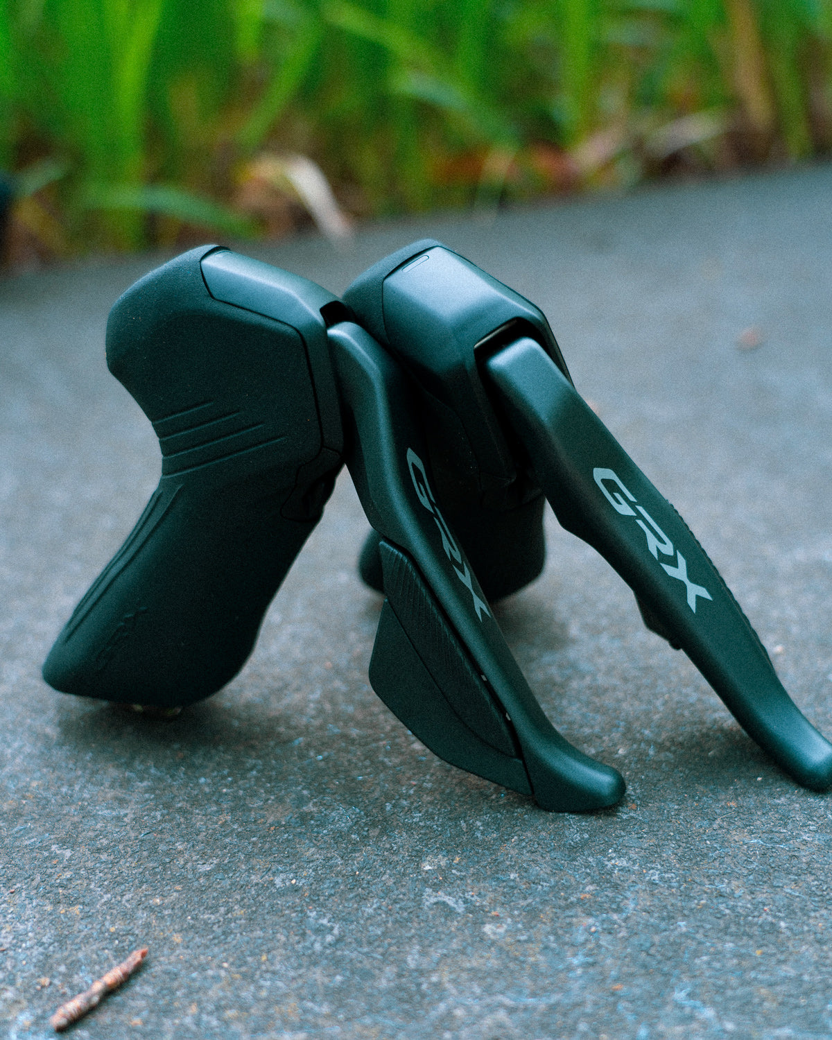 Skupina SHIMANO GRX RX825 Di2 12V