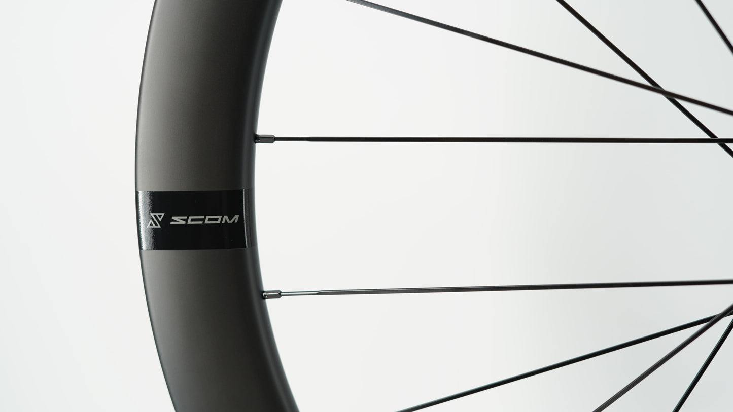 Pár kol SCOM CORSA 60 Tubeless Ready (Center Lock)