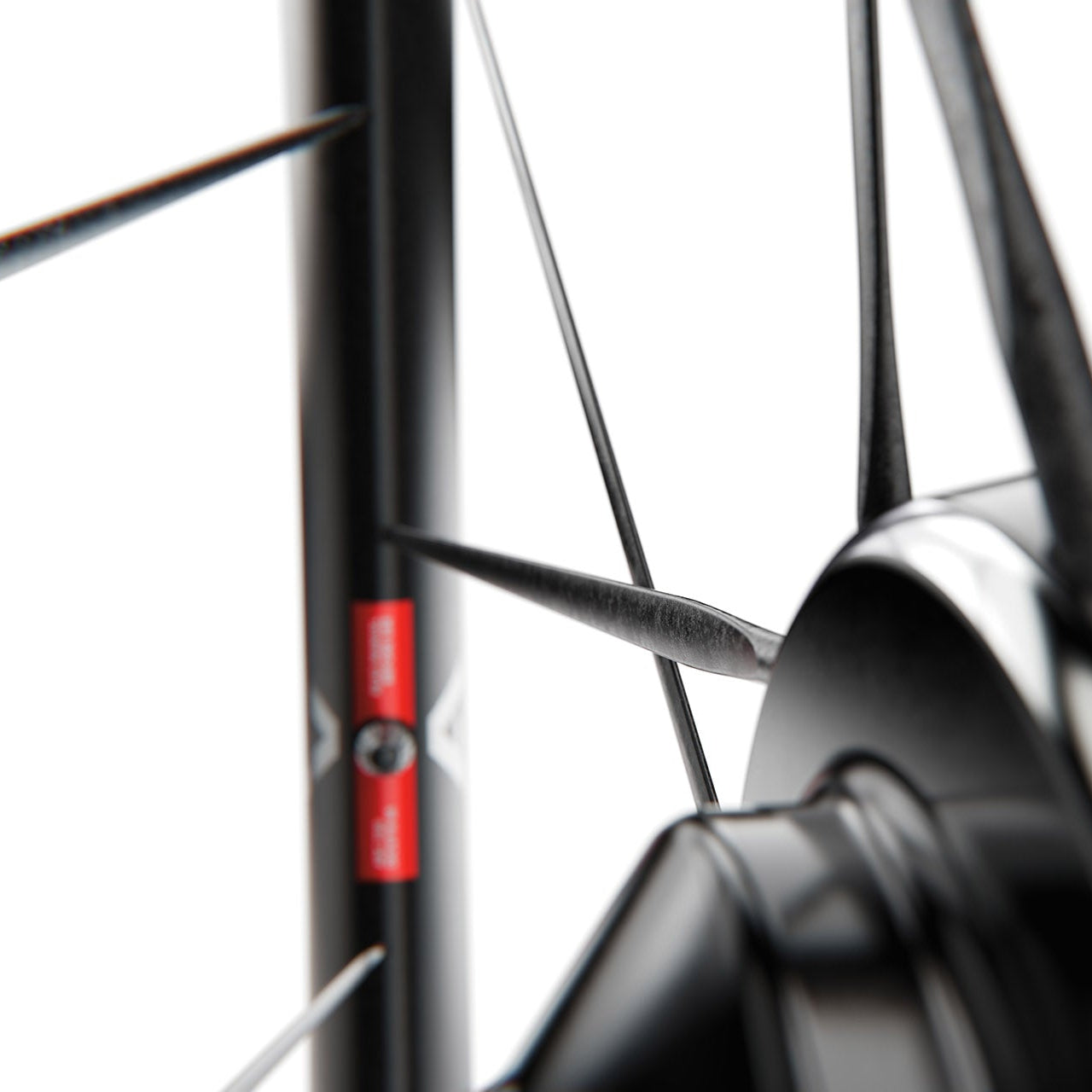 Zadní kolo DT SWISS ARC 1100 DICUT WTS 55 Tubeless Ready (Center Lock)