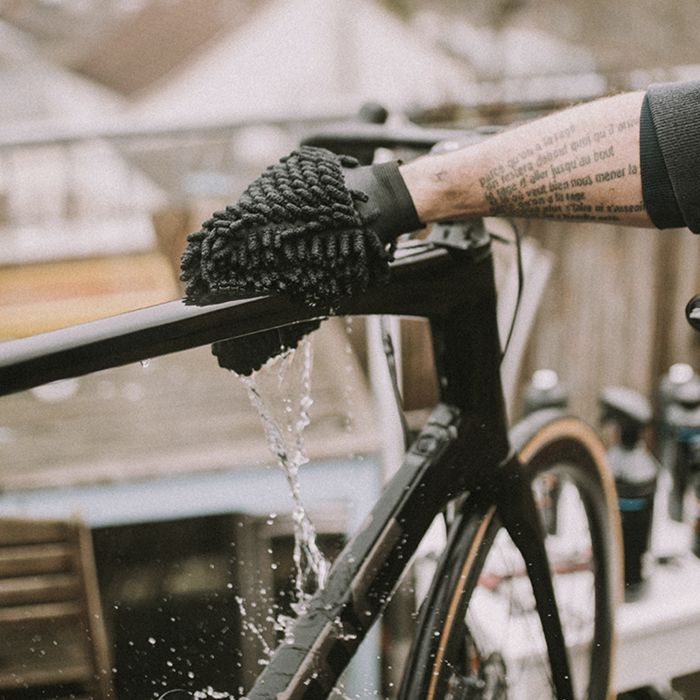 DYNAMIC BIKE CLEANING GLOVE Rukavice z mikrovlákna