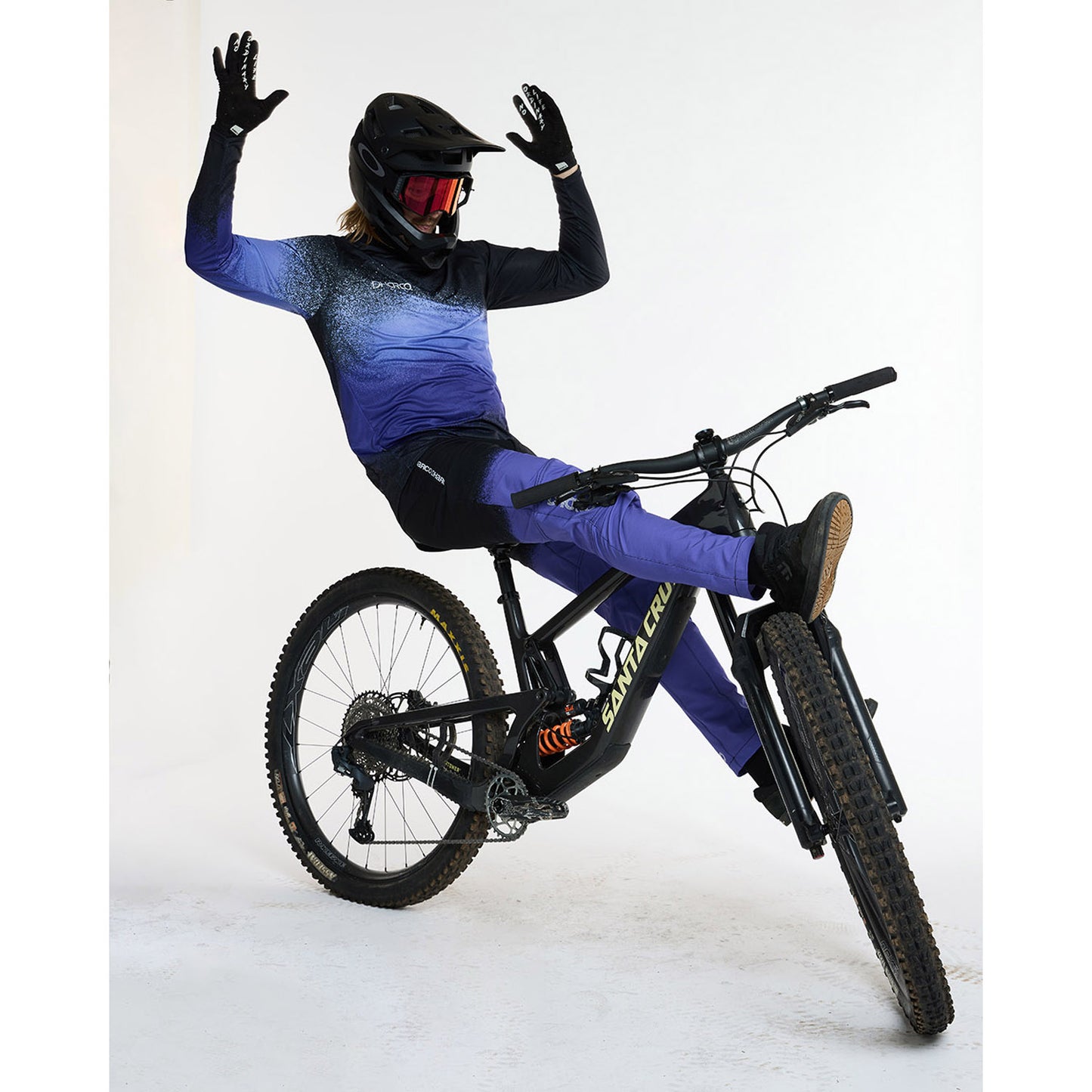 DHARCO RACE ULTRA VIOLET Dres s dlouhým rukávem Black/Purple