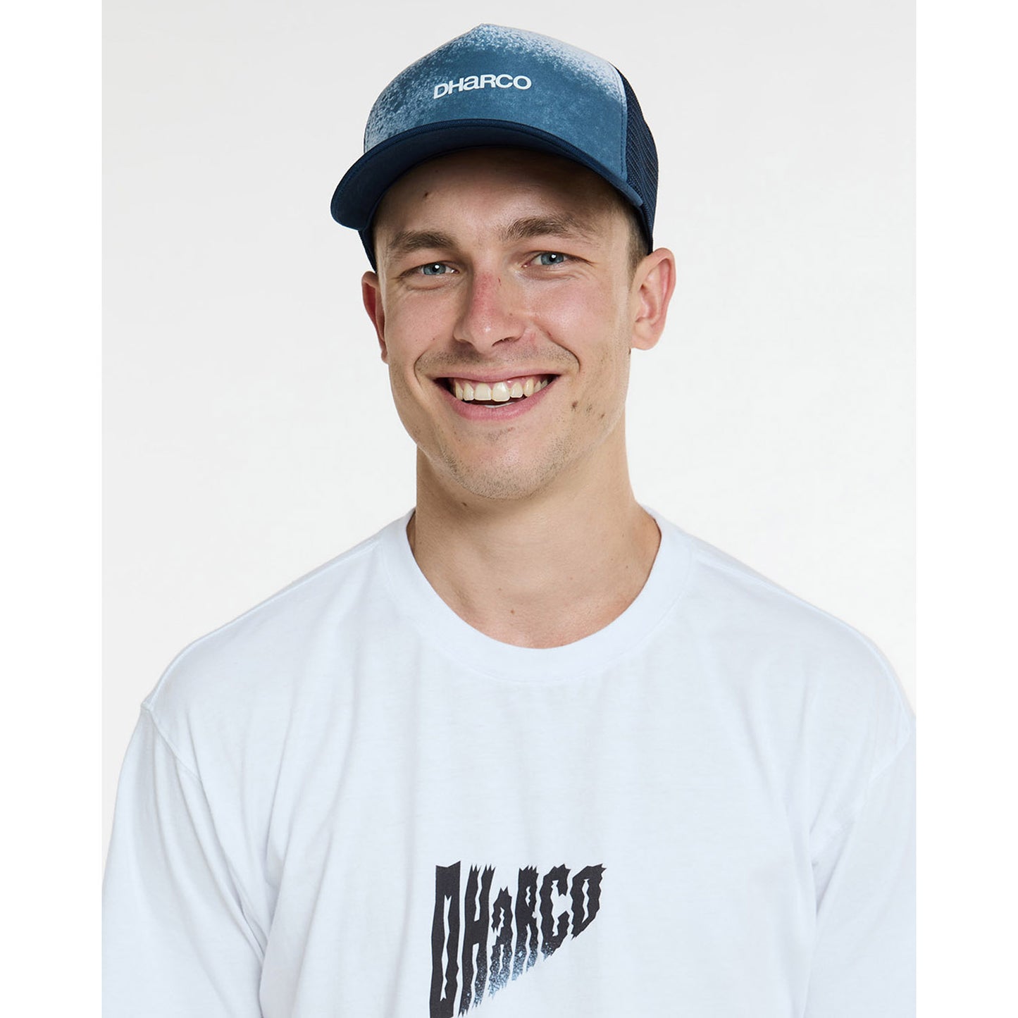 DHARCO CURVED PEAK TRUCKER NU WAVE Kšiltovka modrá