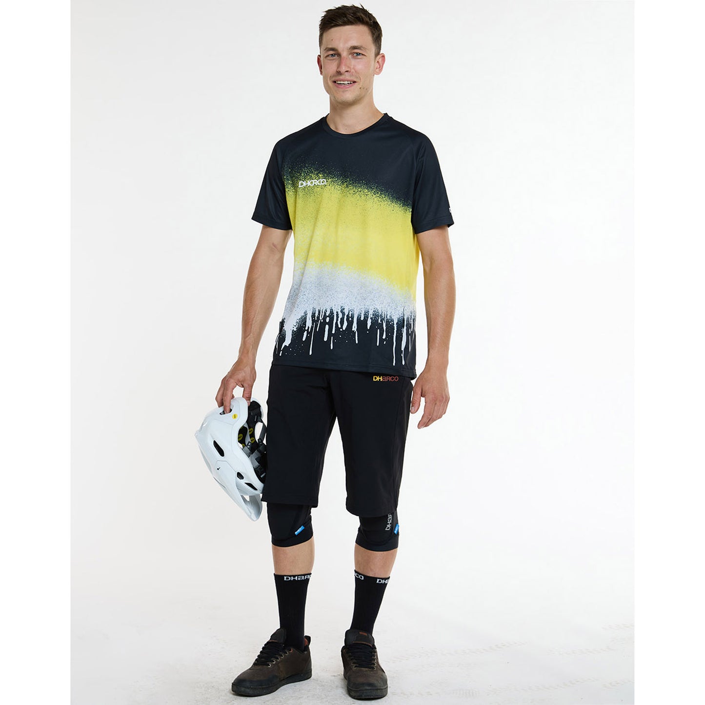 DHARCO ACID RAIN Dres s krátkým rukávem Black/Yellow