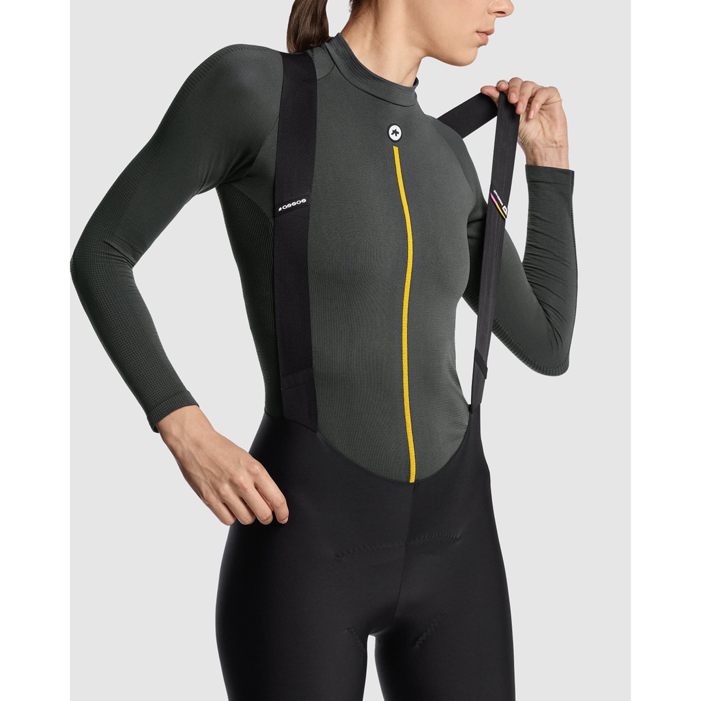 ASSOS WOM P1 Women's Long Sleeve Underwear Anthracite Grey