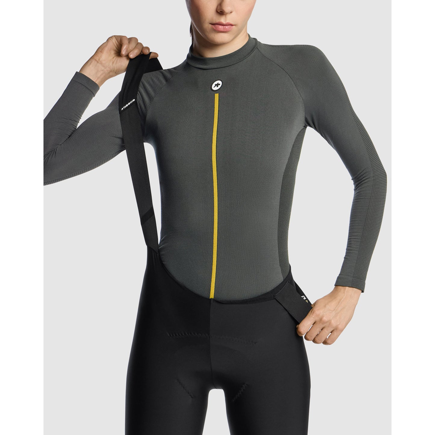 ASSOS WOM P1 Women's Long Sleeve Underwear Anthracite Grey