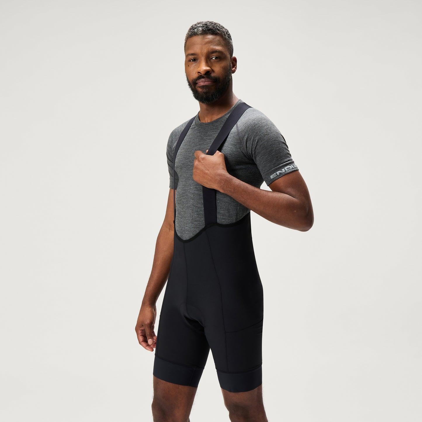 ENDURA LOOP Bib Short Black 2025