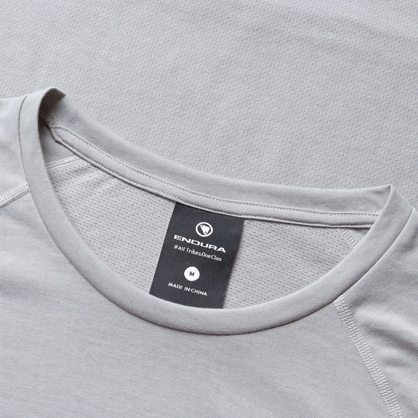 ENDURA LOOP Dres s krátkým rukávem Grey 2025