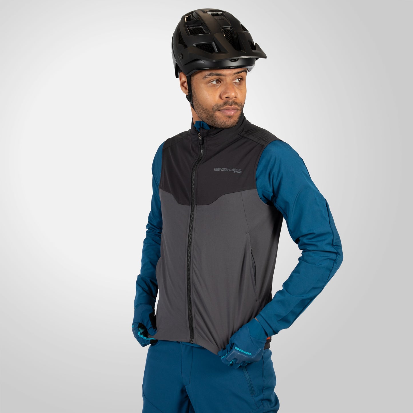ENDURA MT500 SPRAY Vesta černá