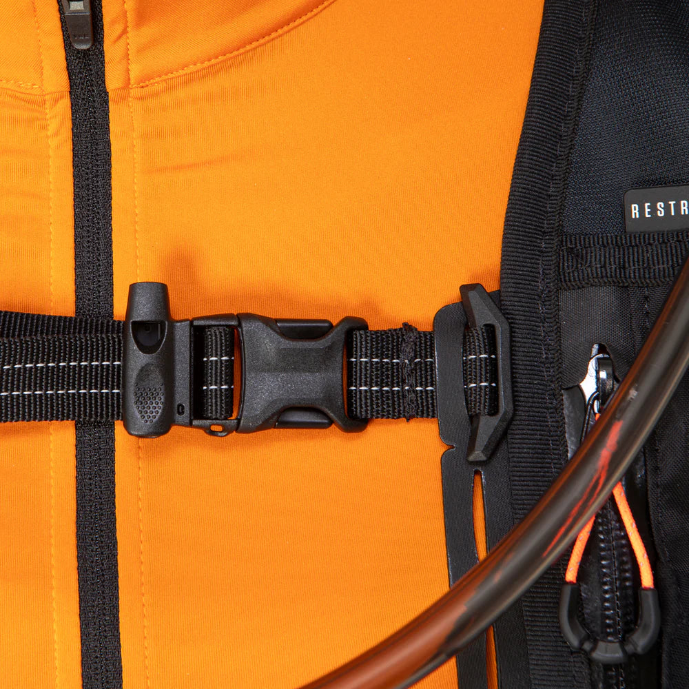 Hydratační bunda RESTRAP RACE Black