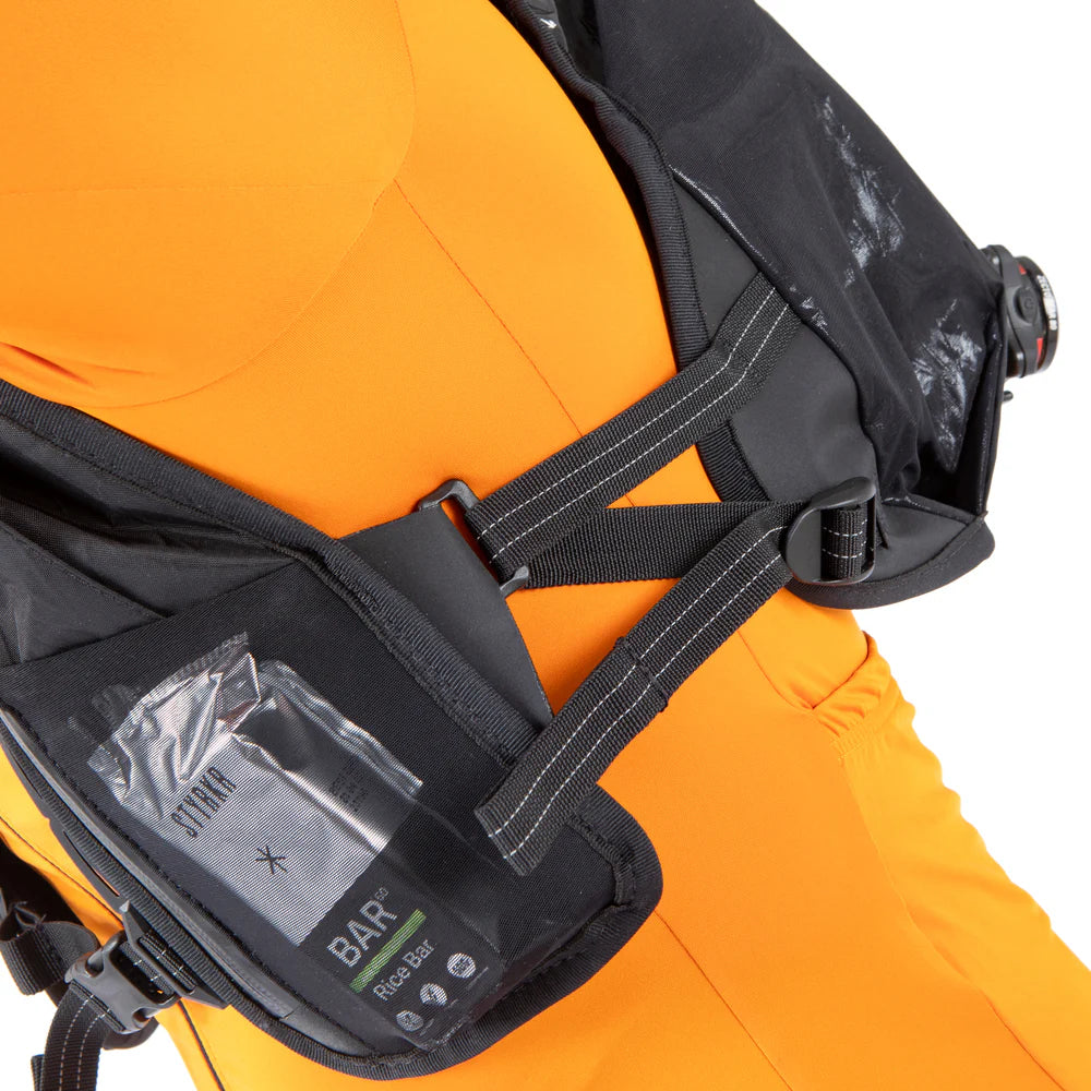 Hydratační bunda RESTRAP RACE Black