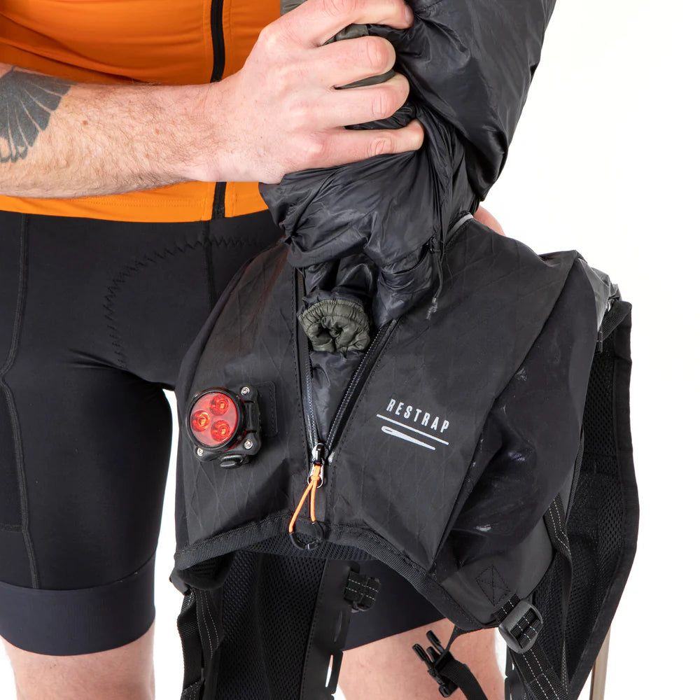 Hydratační bunda RESTRAP RACE Black