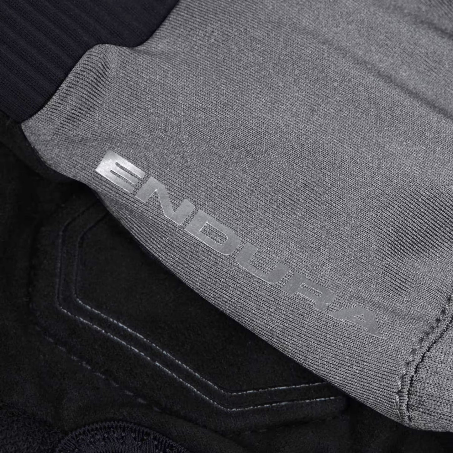 ENDURA LOOP Rukavice Grey 2025