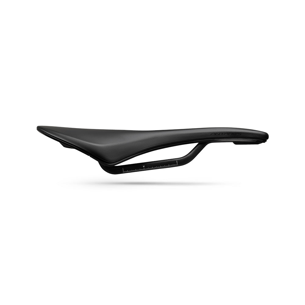 Sedlo FIZIK VENTO ANTARES R1 140mm Carbon Rails Black
