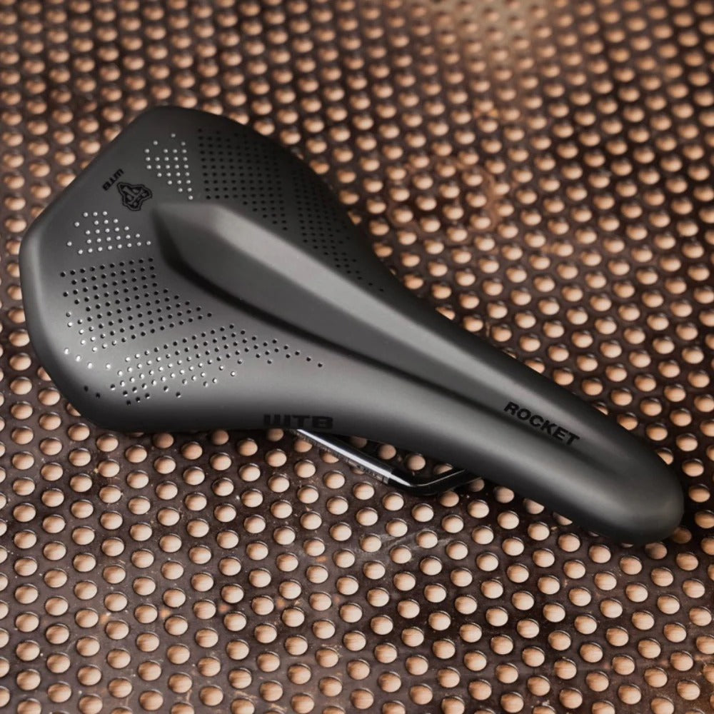 WTB ROCKET 145mm sedlo CRMO Rails Black