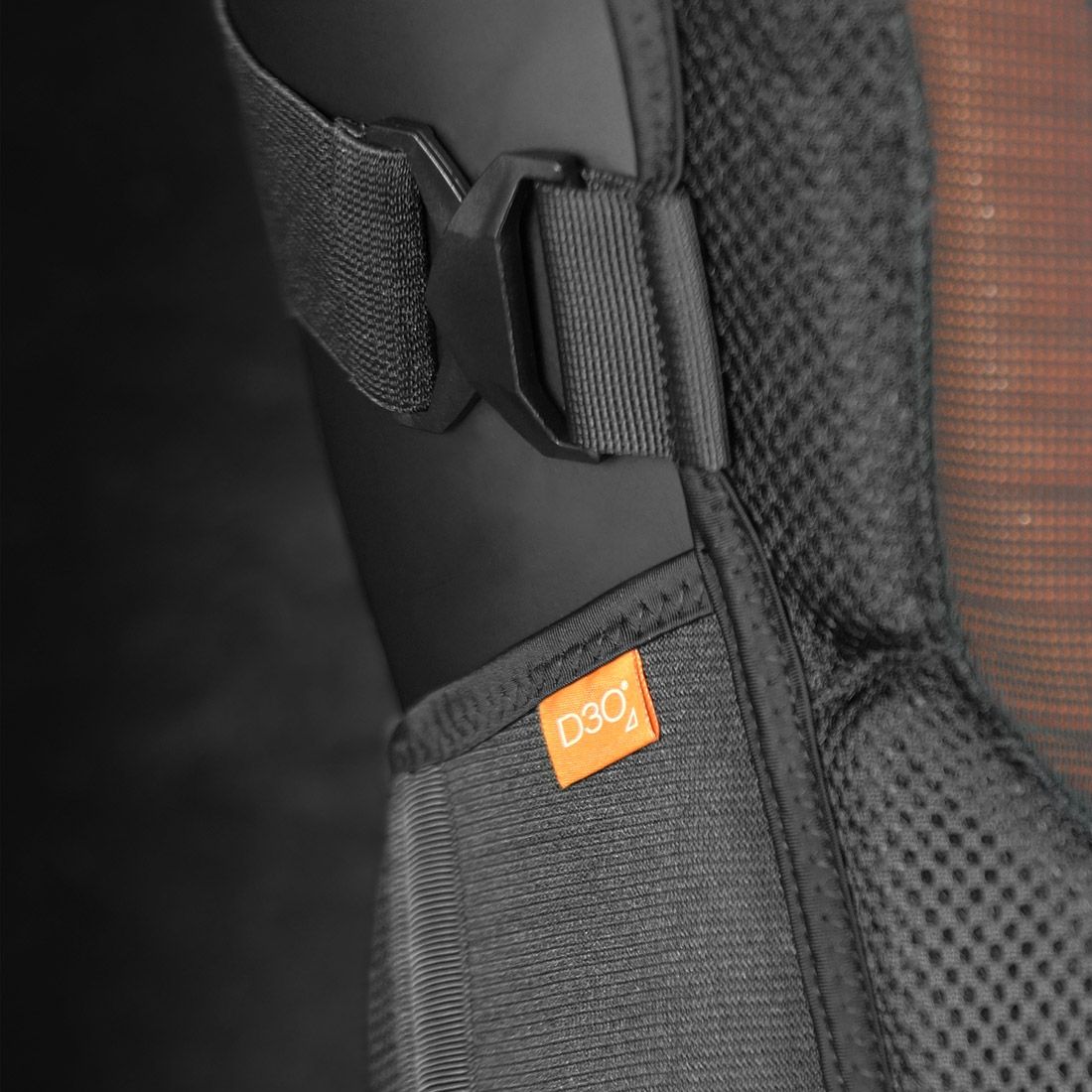 Chránič zad RACER D3O černý