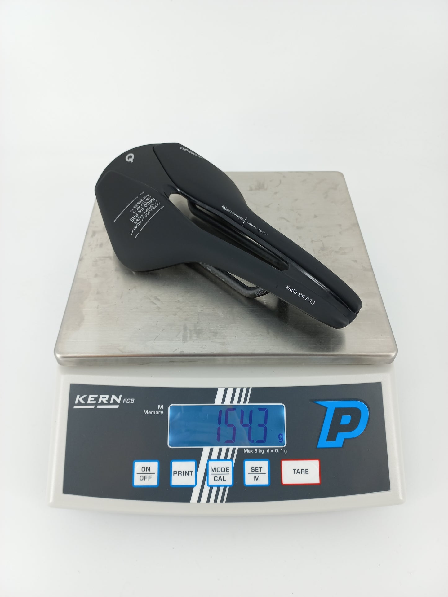 PROLOGO NAGO R4 PAS 137 Nack Sedlo Black