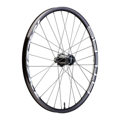 Přední kolo RACE FACE ATLAS 27,5" s osou 20x110 mm