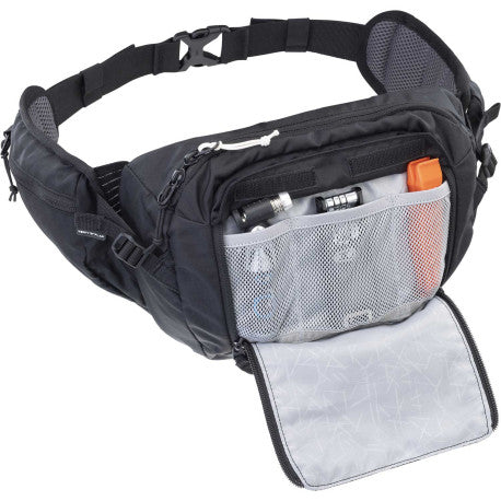 EVOC HIP PACK 3 l + 1,5 l vak na vodu černý