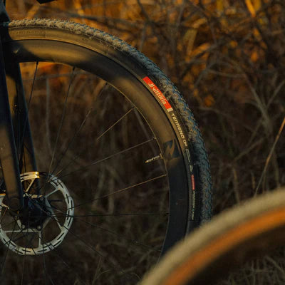Pneumatika VITTORIA Terreno T90 mud 700x45c Gravel Endurance G2.0 Tubeless Ready Soft Beige Q2 2025