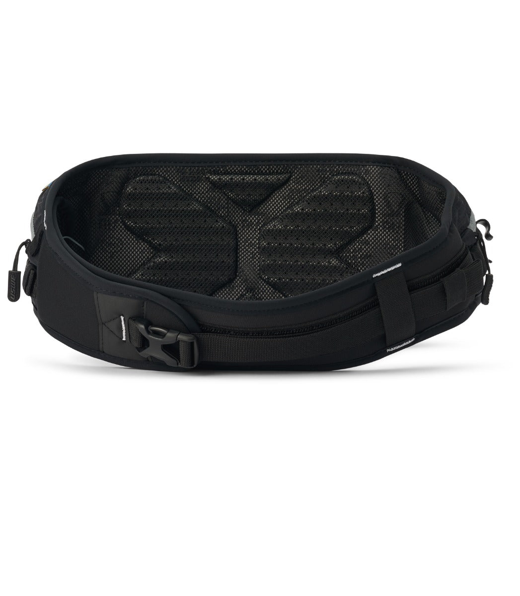 USWE ZULO WINTER 6 L Banana Bag Black