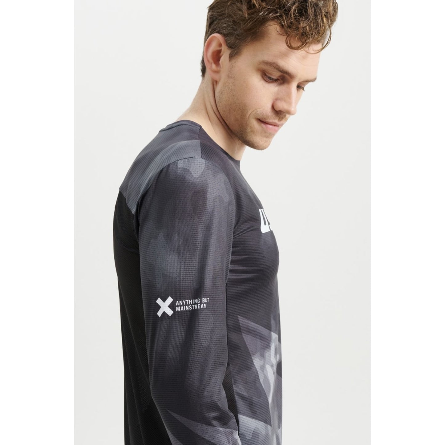 USWE LUFTIG MTB Long Sleeve Jersey Black