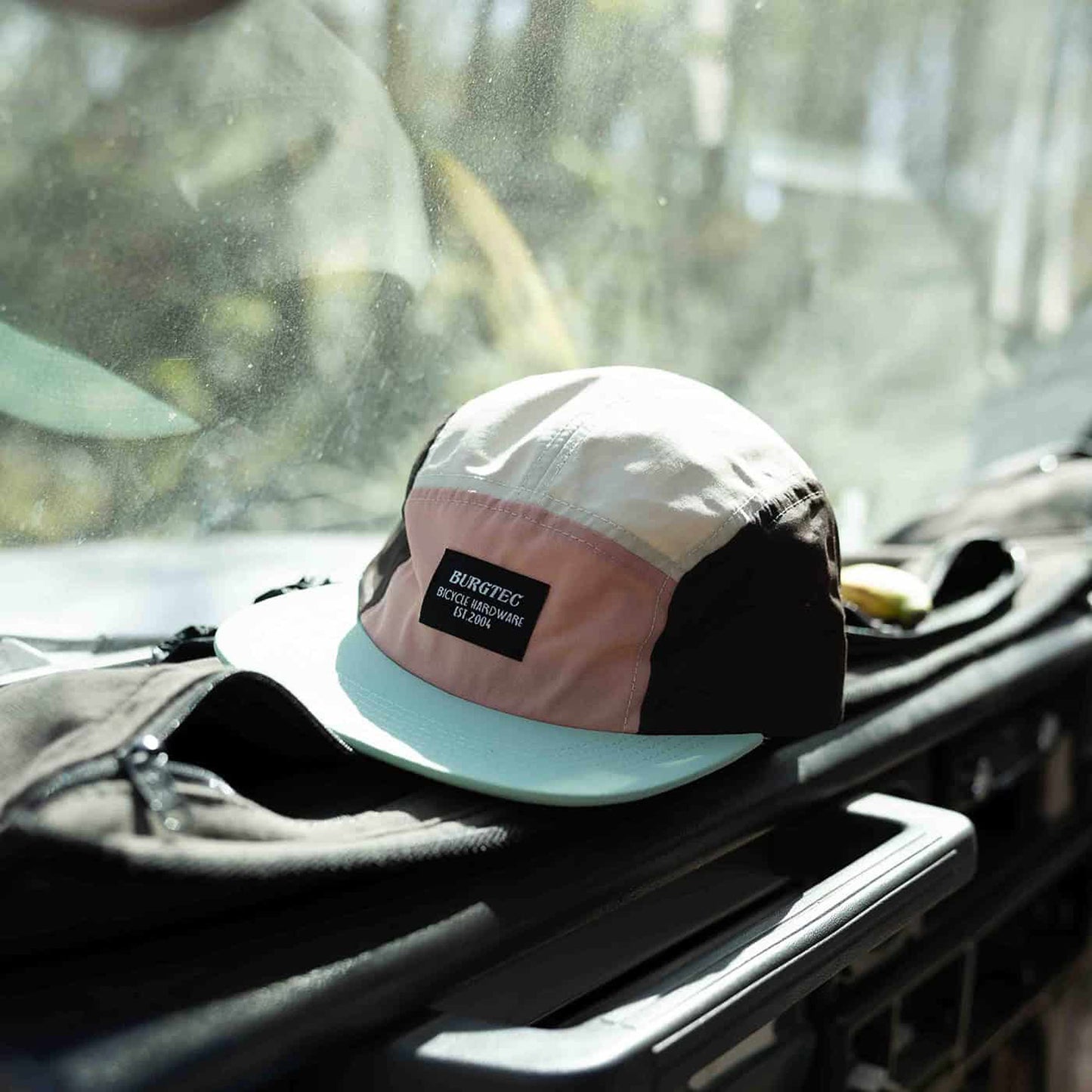 BURGTEC COURIER FIVE PANEL cap Neopolitan