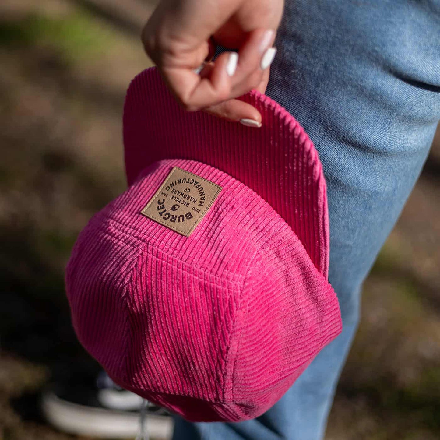 Cap BURGTEC BANDIT CORDUROY FIVE PANEL Pink Toxic Barbie
