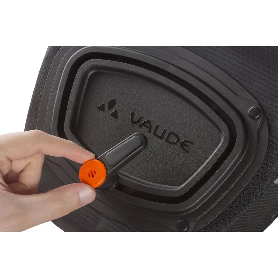 Pair of VAUDE AQUA FRONT LIGHT 22 L Black Luggage Bags