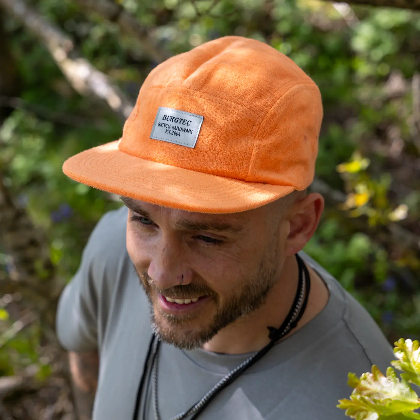 Kšiltovka BURGTEC ARCADE FIVE PANEL, oranžová