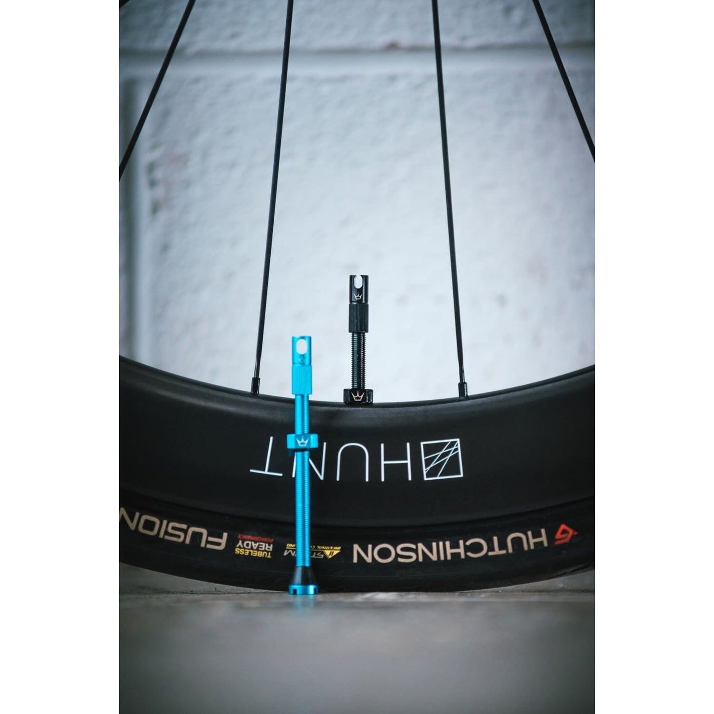 PEATY'S x Chris King MK2 Presta 80 mm Tubeless Valves (x2) Black