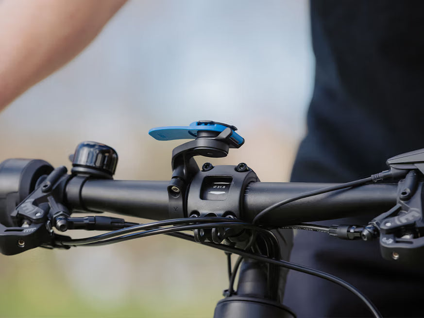Mounting bracket for handlebar QUADLOCK OUT FRONT MOUNT