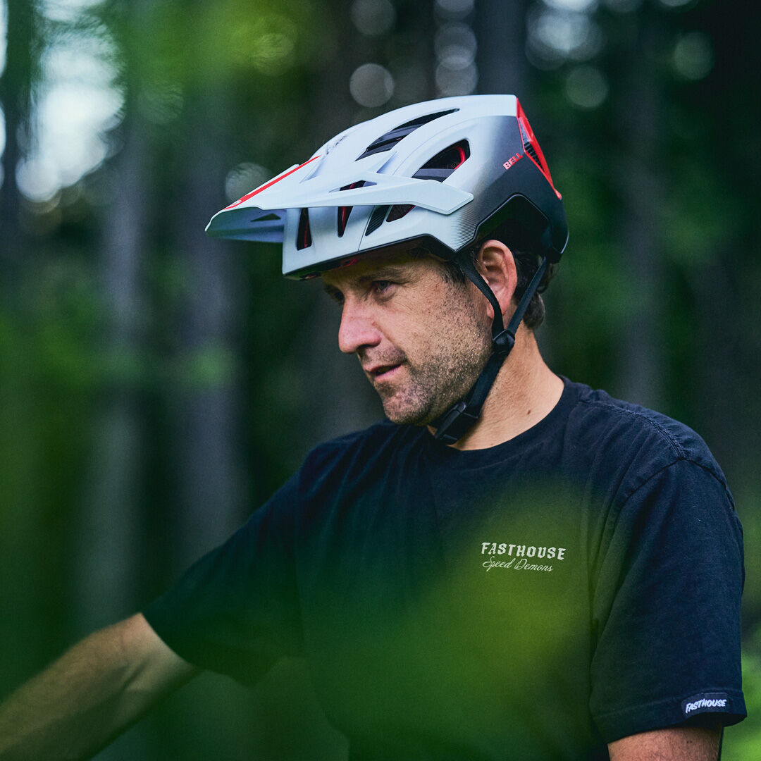 Helma MTB BELL 5FIFTY SPHERICAL GRID Bílá/Černá