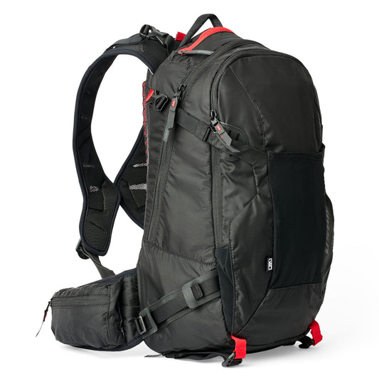 USWE ZIPPERED DAYPACK 16L Batoh černý
