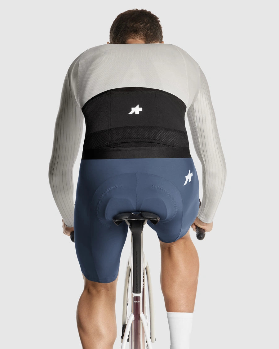 ASSOS EQUIPE RS S11 Dres s dlouhým rukávem Almond Milk