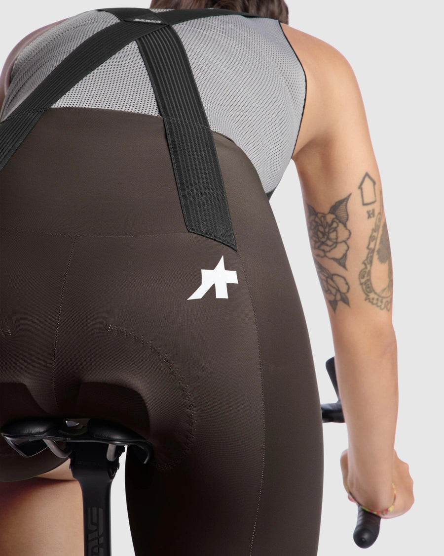 ASSOS UMA GT S11 Dámský hnědý nátělník s nohavicemi