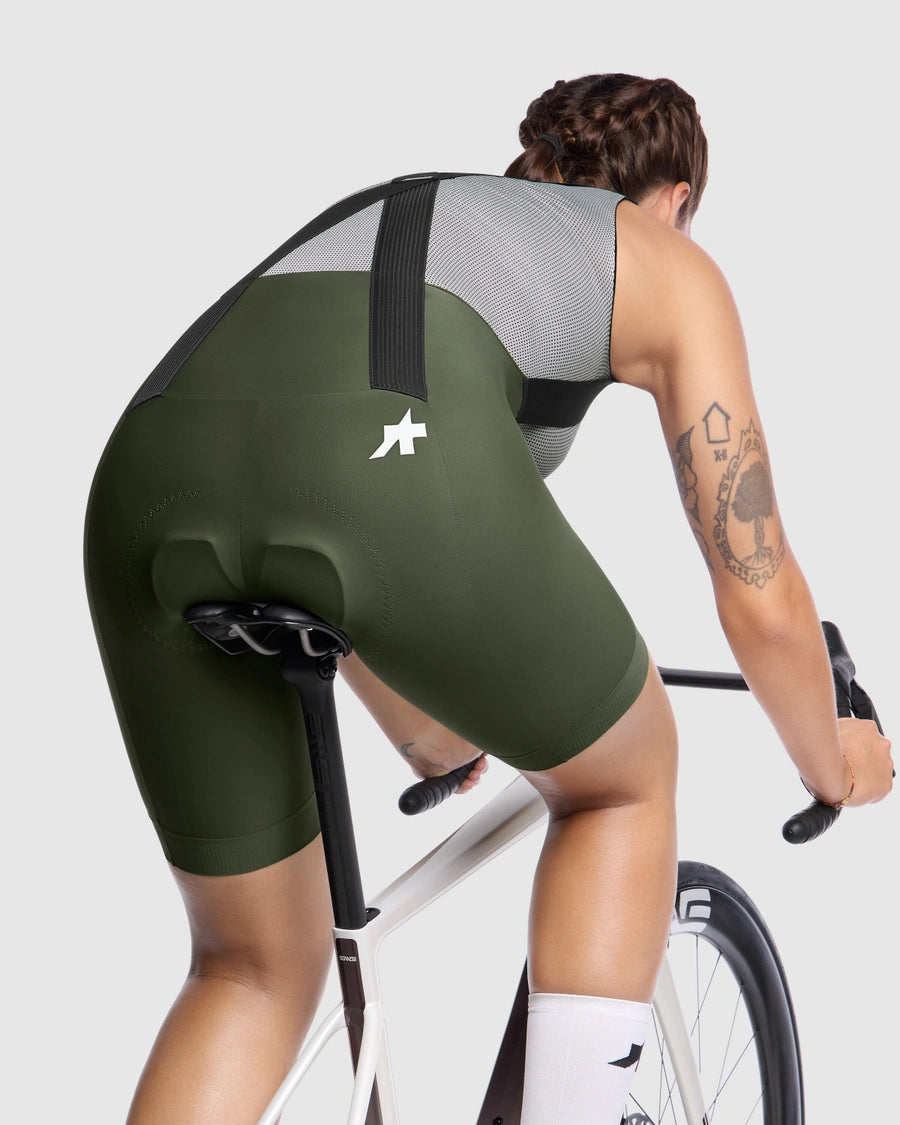 Dámské šortky ASSOS UMA GT S11 Moss Green Bibshort