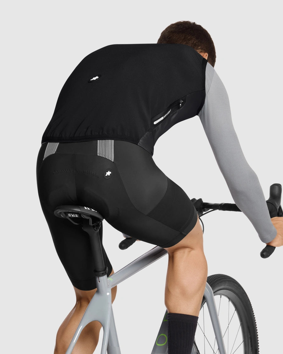 ASSOS TACTICA T5 Bunda bez rukávů Black