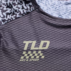 TROY LEE DESIGNSSKYLINE PRO AIR RIDGELINE Jersey Carbon Short Sleeve